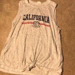 vintage no sleeve shirt